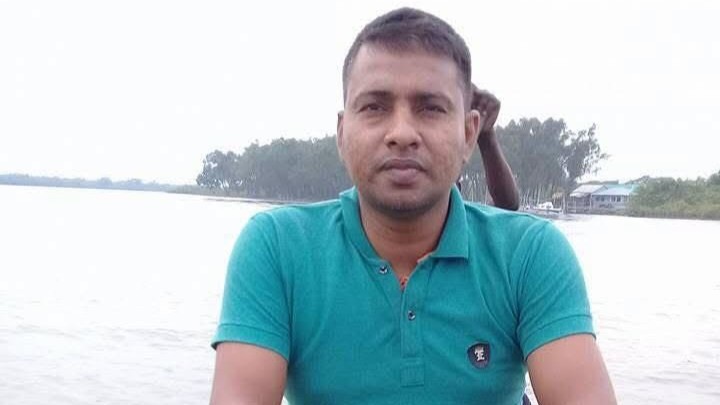 শ্যামনগরে কলেজ শিক্ষকের বিরুদ্ধে ছাত্রীকে ধর্মান্তরিত করে বিয়ের অভিযোগ